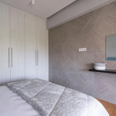 Voula'S 2Br Escape Elegant And Stylish Living Apartment Athens Exterior photo