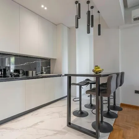Voula'S 2Br Escape Elegant And Stylish Living Apartment Athens Exterior photo