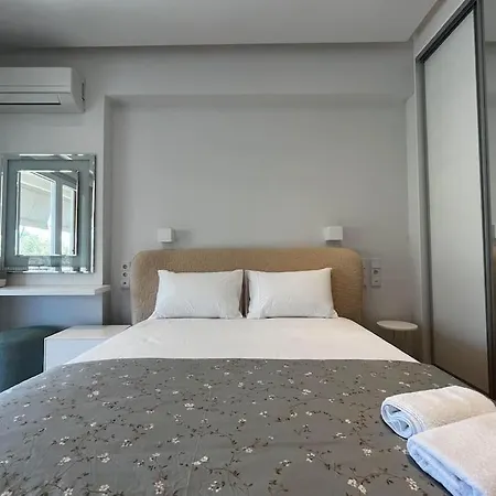 Voula'S 2Br Escape Elegant And Stylish Living Apartment Athens Exterior photo