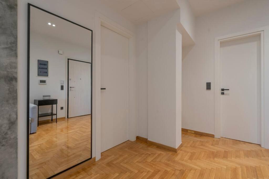 Voula's 2br Escape Elegant And Stylish Living