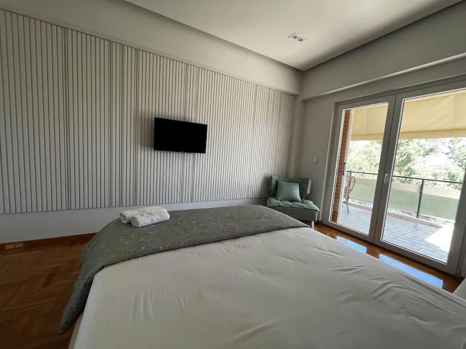 Voula's 2br Escape Elegant And Stylish Living *